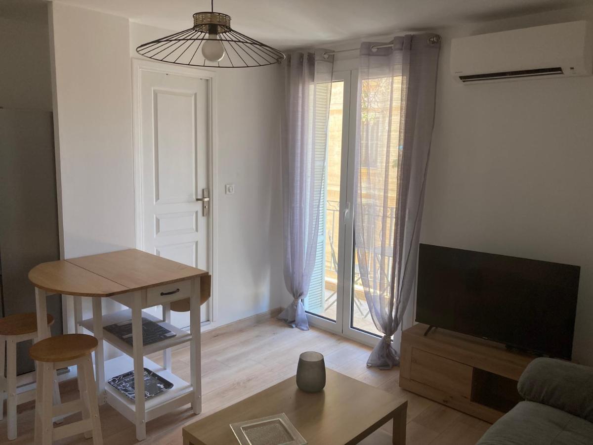 F2 Pompeani Apartment Аячо Екстериор снимка