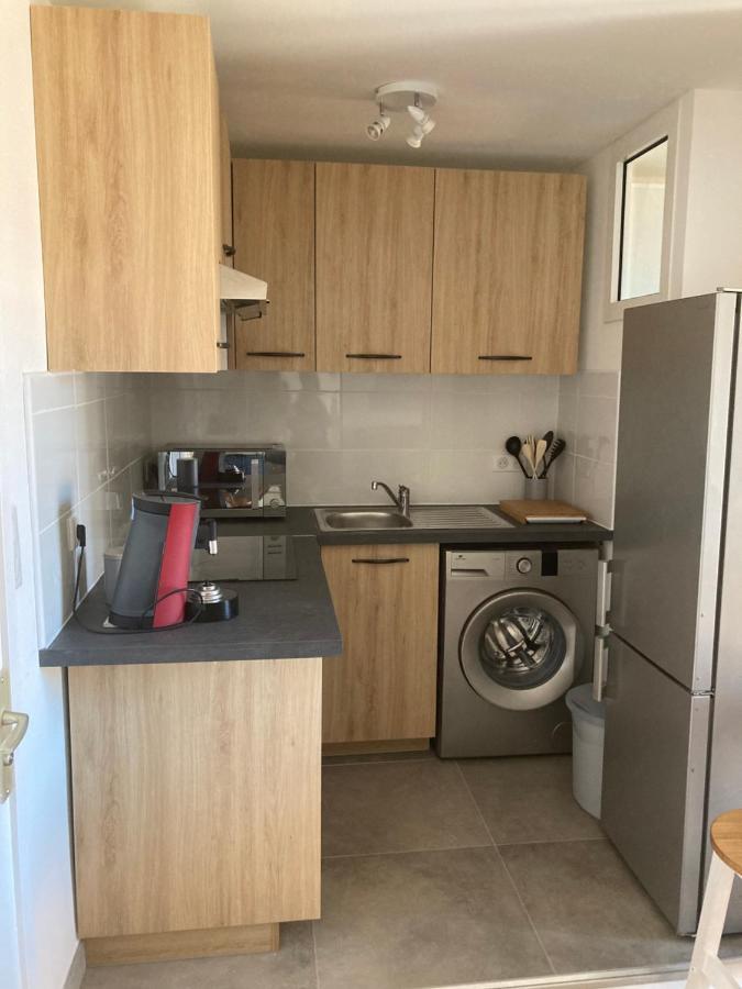 F2 Pompeani Apartment Аячо Екстериор снимка